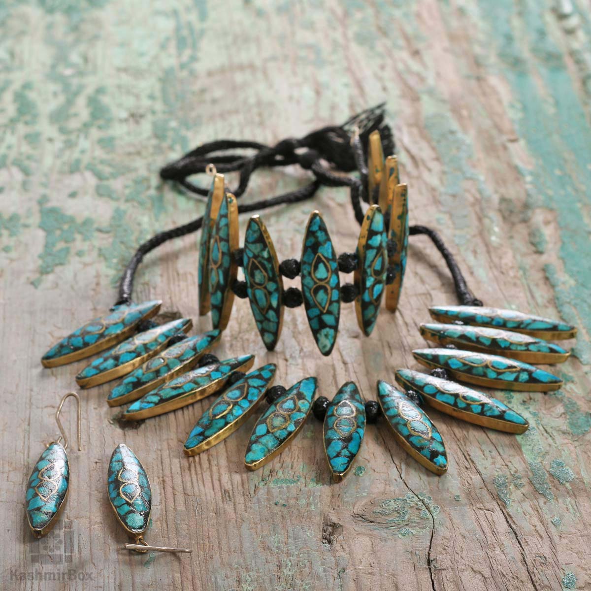 Buy Leaved Turquoise Handmade Necklace Set at Best Prices - Kashmir Box –