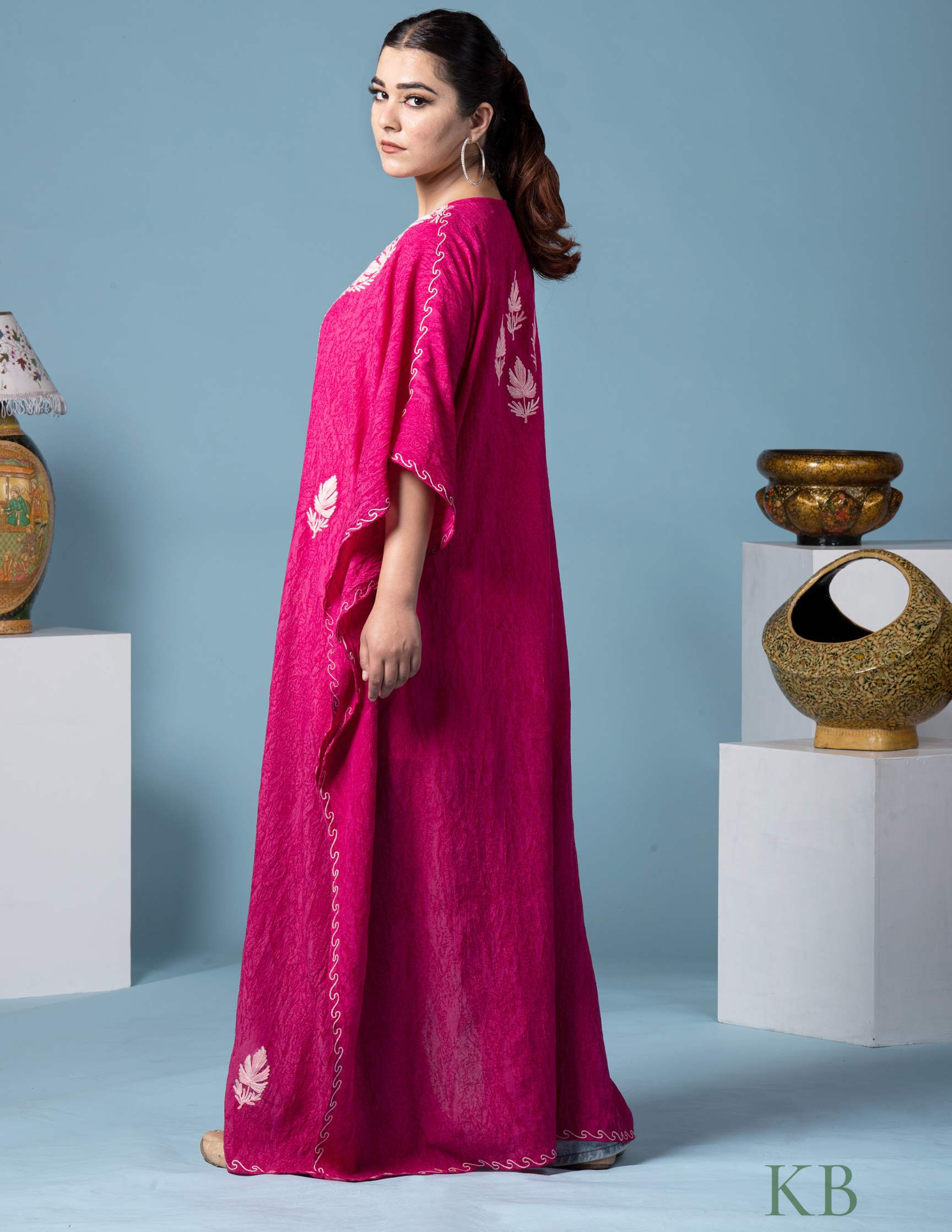 Booen Naal Pink Embroidered Kaftan - Kashmir Box