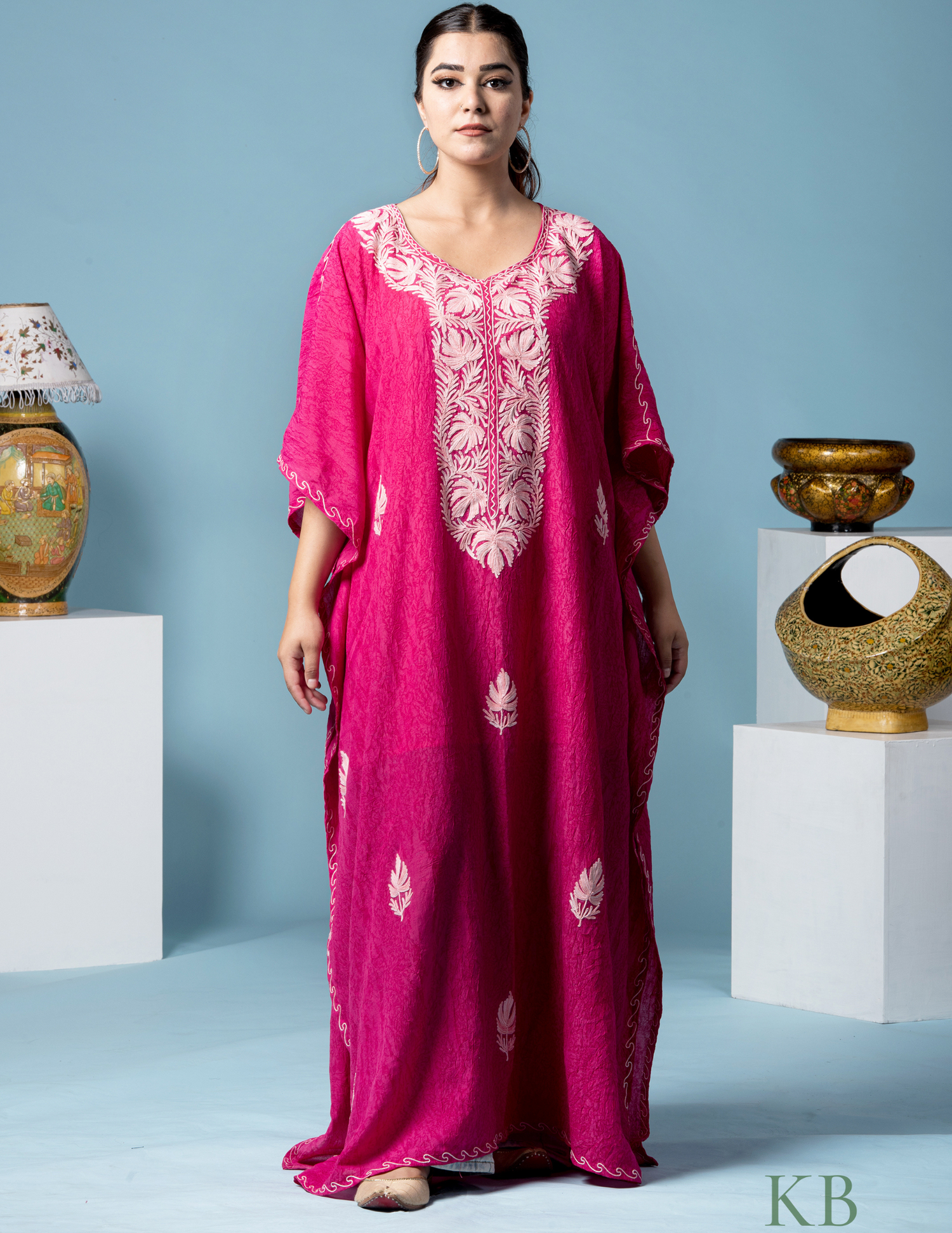 Booen Naal Pink Embroidered Kaftan - Kashmir Box