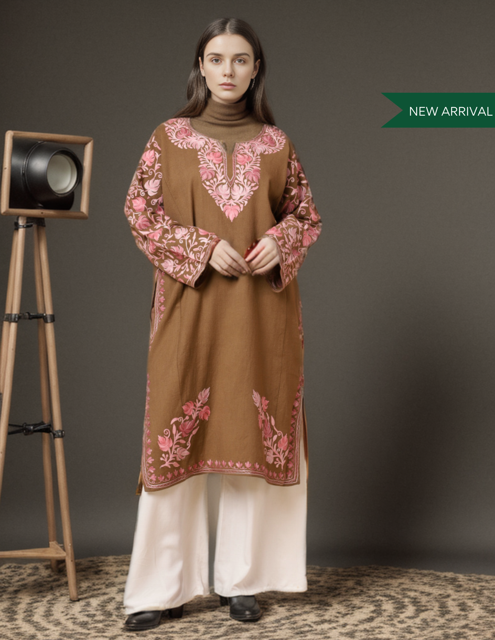 Daljit Sudan Kashmiri Tilla Work Phiran Kurta Set | Pink, Kashmiri Tilla,  Phiran And Pant, Round, Three Qu… | Aza fashion, Ethnic fashion indian,  Stylish dress book