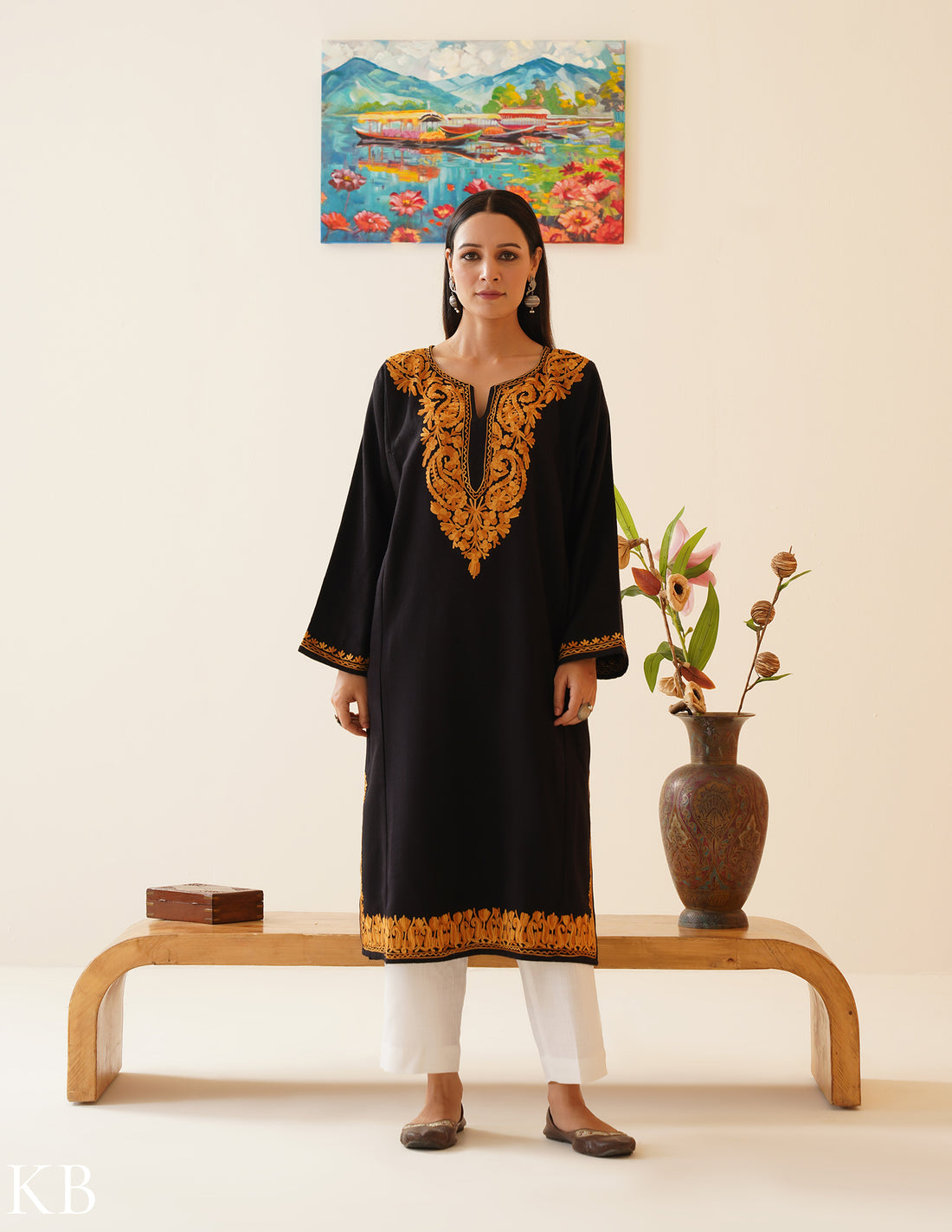 Rang-e-Khizan Classic Black Aari Phiran