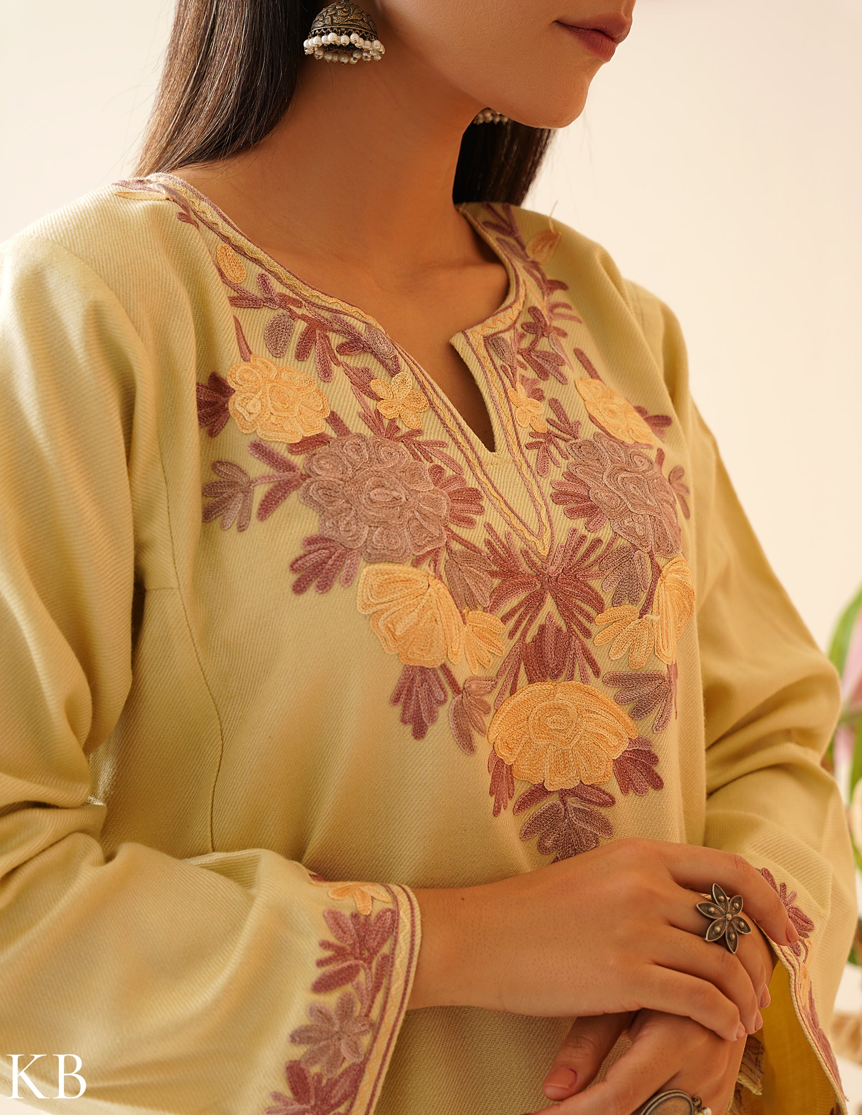 Rang-e-Khizan Ivory Blossom Aari Phiran