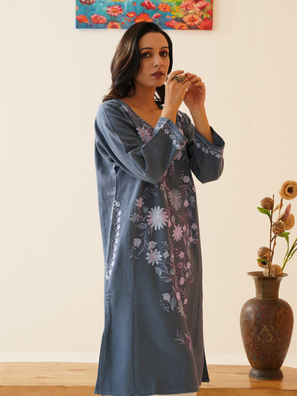 Rang-e-Khizan Kashmir Blue Aari Phiran