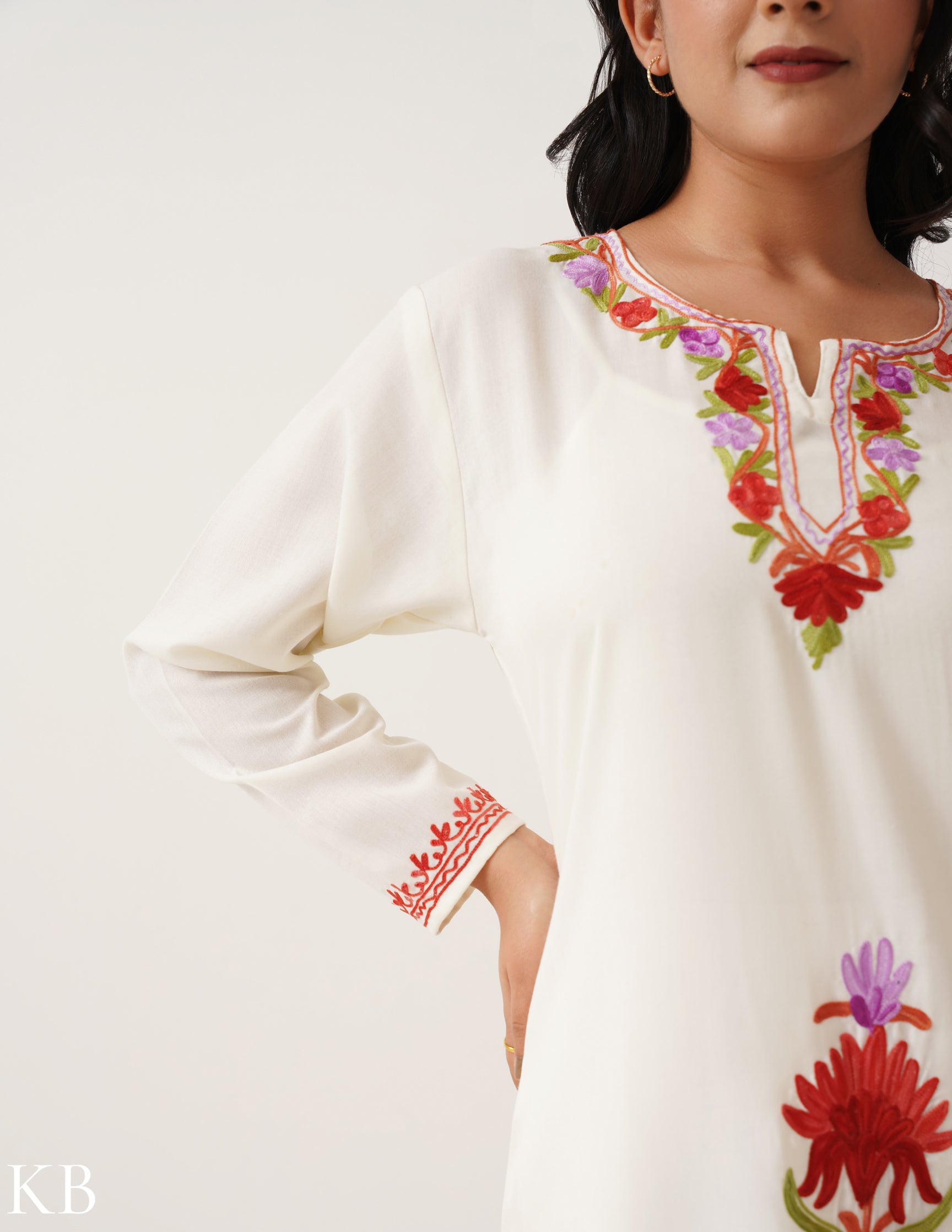 Off-White Aar Twined Floral Embroidery Cotton Kurti - Kashmir Box