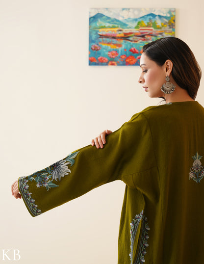 Rang-e-Khizan Elite Luxe Pesto Green Hand-Aari Phiran