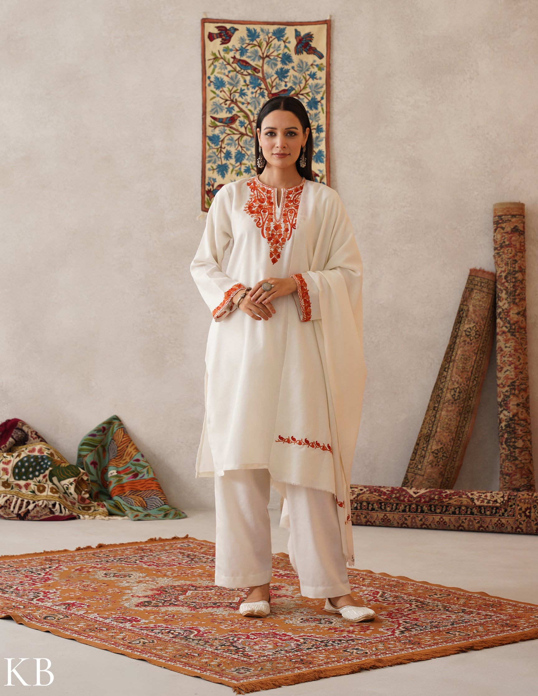 meHER Off-White Kashmiri Aari Woollen Co-ord Set