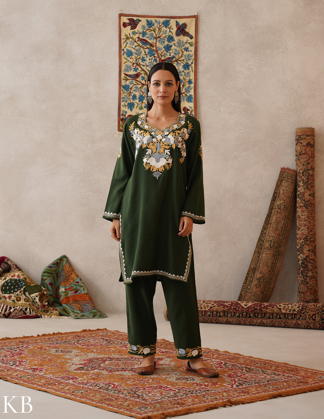 meHER Deep Forest Green Kashmiri Aari Woollen Co-ord Set