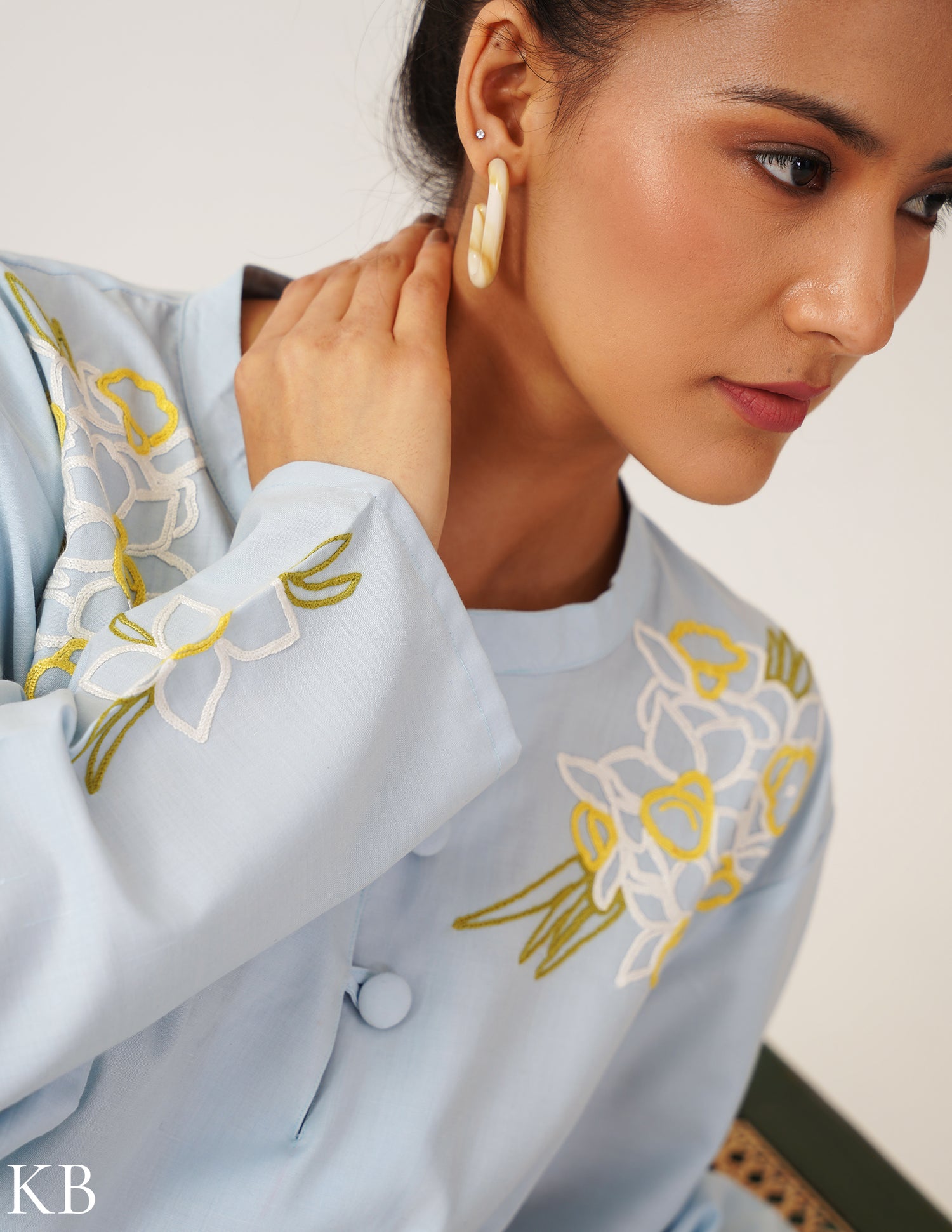 Amaryllis Hand Embroidered Straight Fit Pastel Blue Kurta Set - Kashmir Box