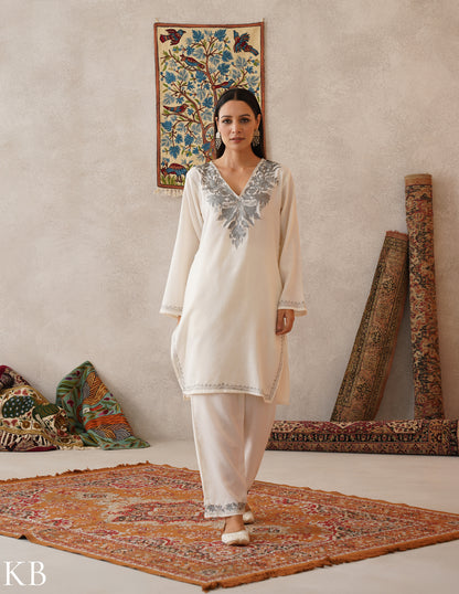 meHER Cream White Kashmiri Silver Zari Woollen Co-ord Set