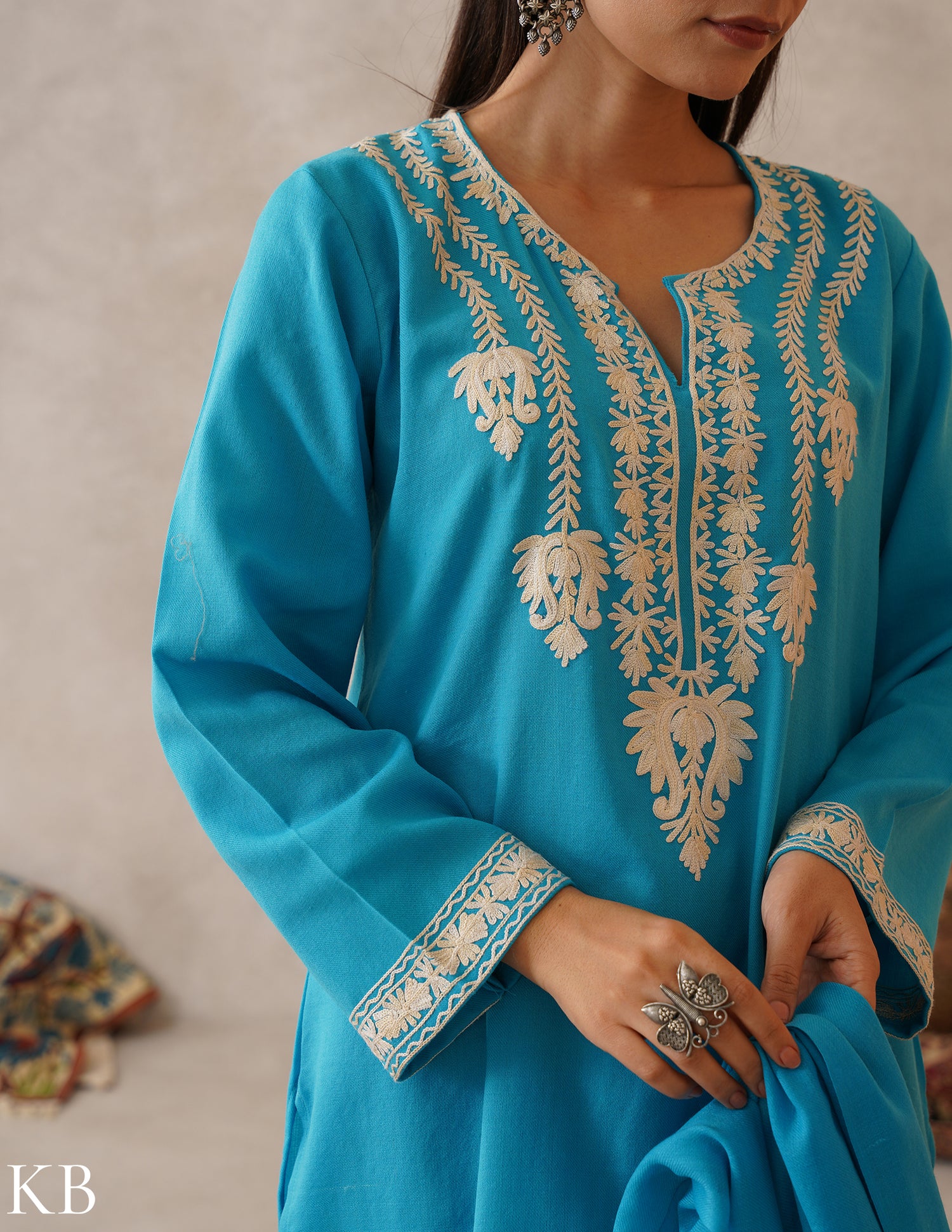 meHER Sky Blue Kashmiri Aari Woollen Co-ord Set