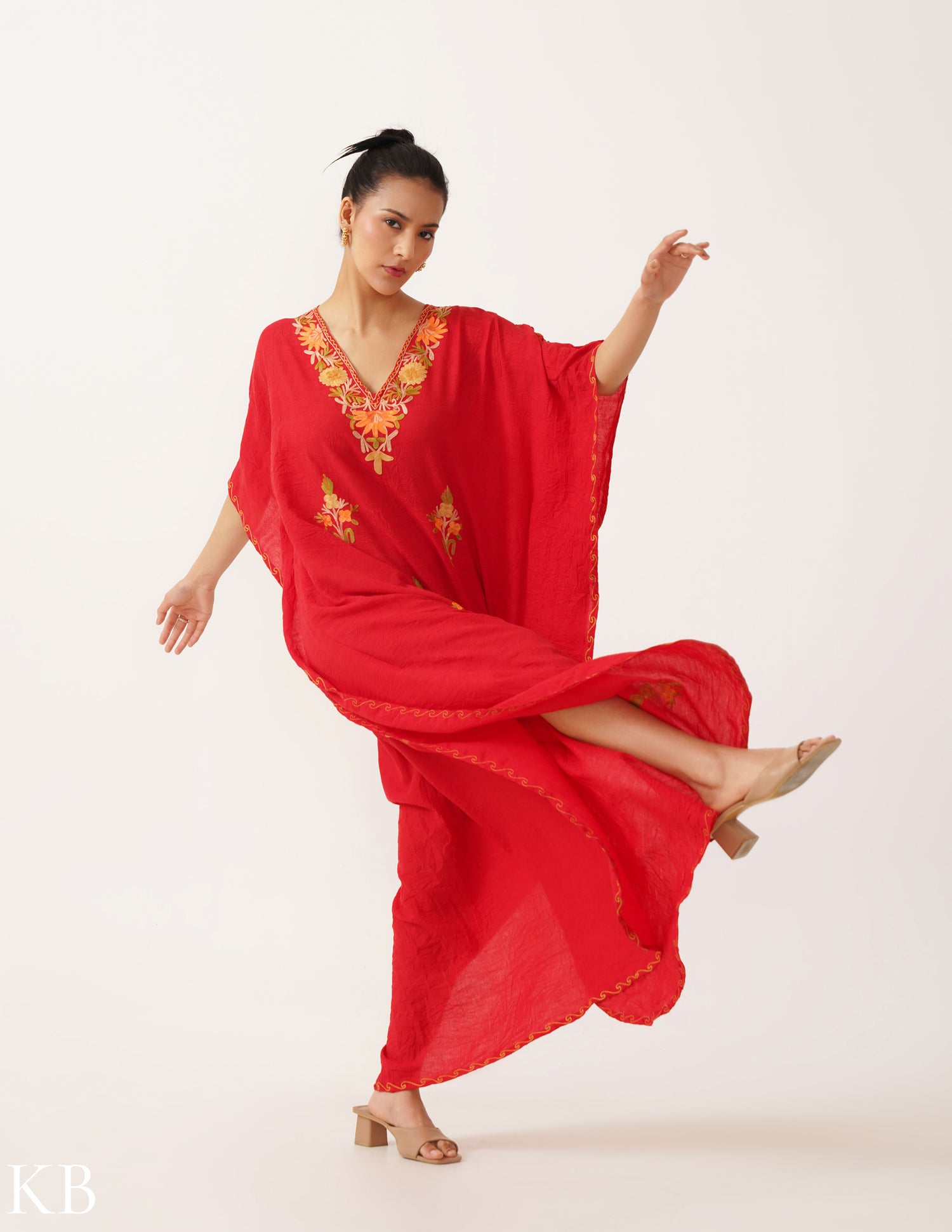 Bloom Embroidered Vibrant Red Crush Cotton Kaftan - Kashmir Box