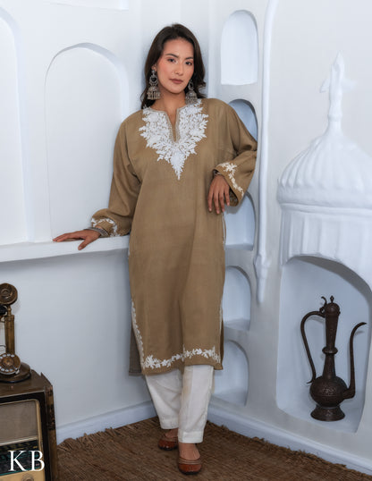 Rang-e-Khizan Classic Beaver Brown Aari Phiran