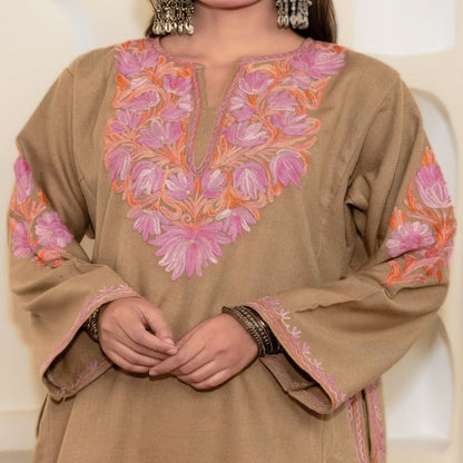 Rang-e-Khizan Lotus Graced Aari Brown Phiran