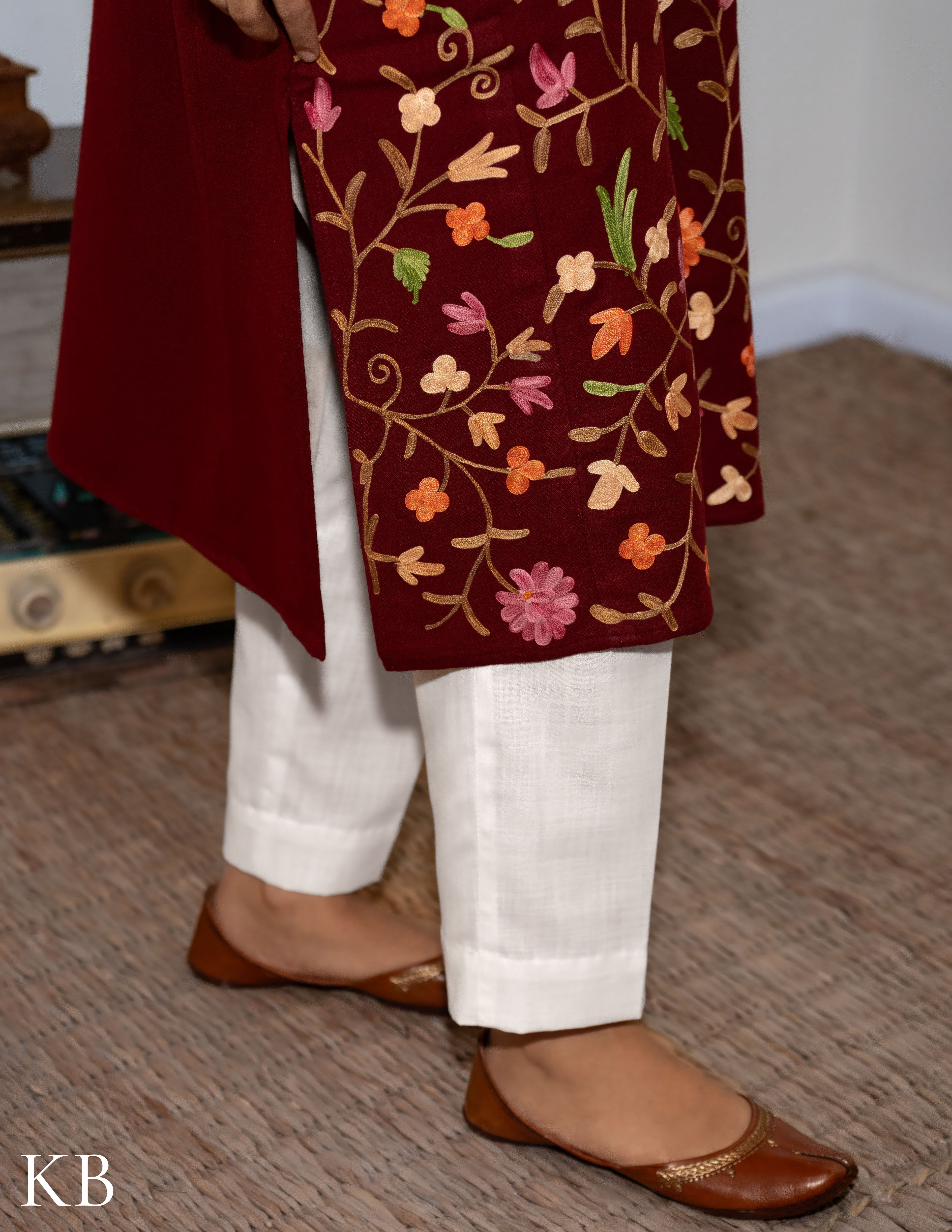 Rang-e-Khizan Maroon Floral Mesh Aari Phiran