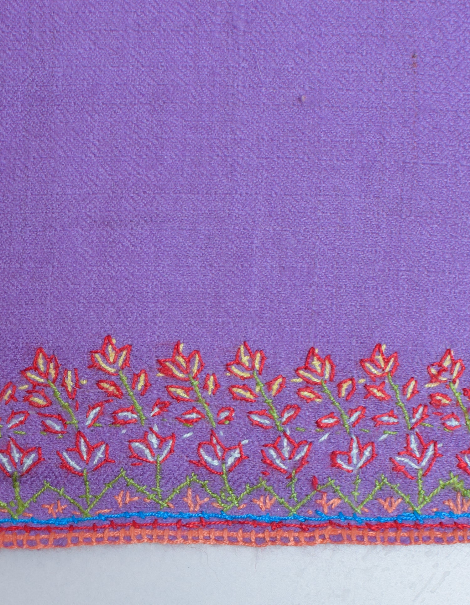 Soft Purple Handwoven Sozni Palla Embroidered Cashmere Pashmina Stole