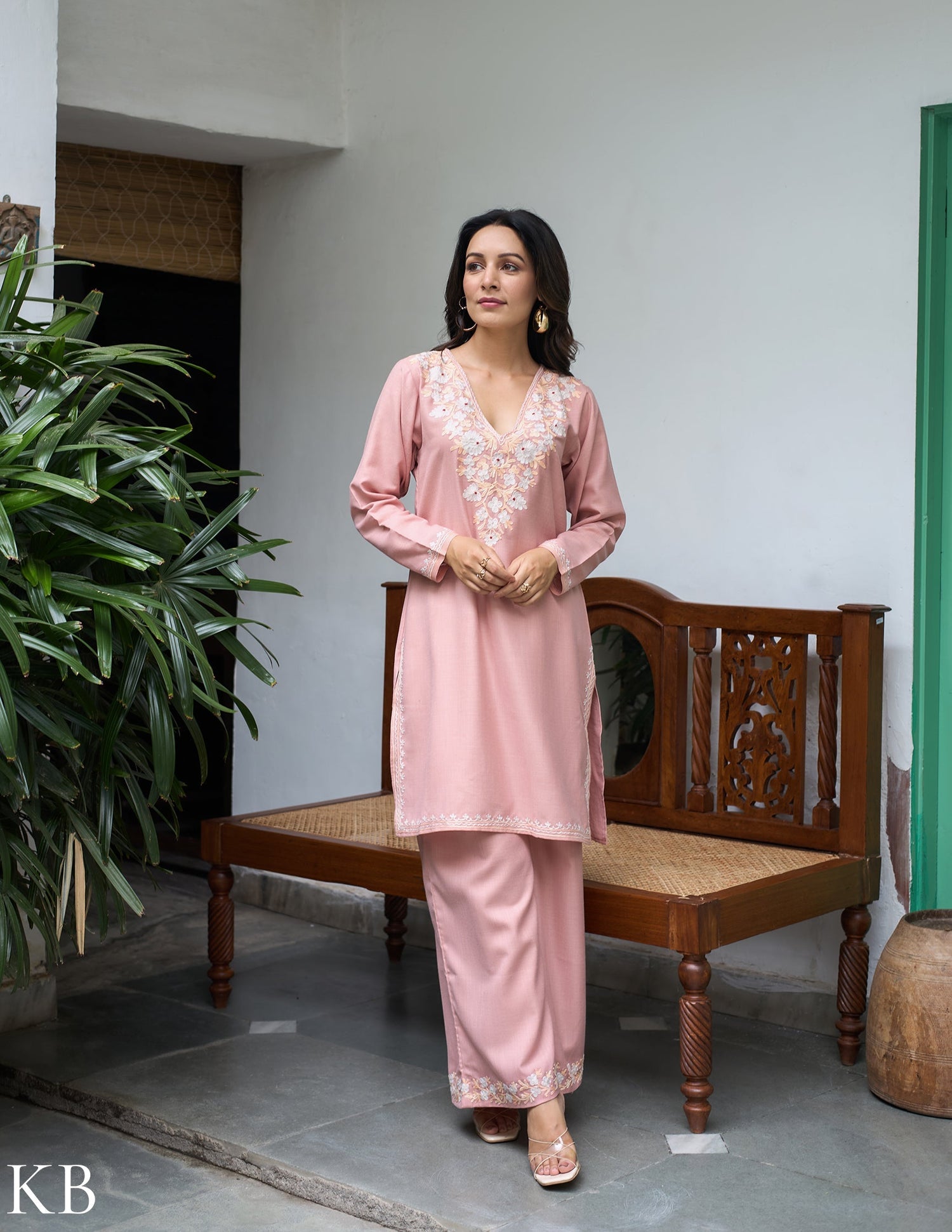 Nigeen Kashmiri Aari Dusky  Pink Co-ord Set