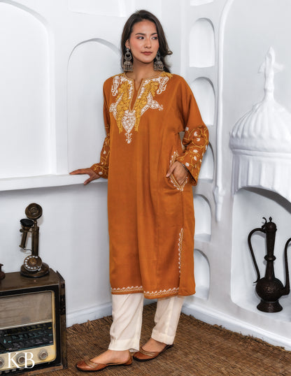 Rang-e-Khizan Marigold Arched Paisley Aari Phiran