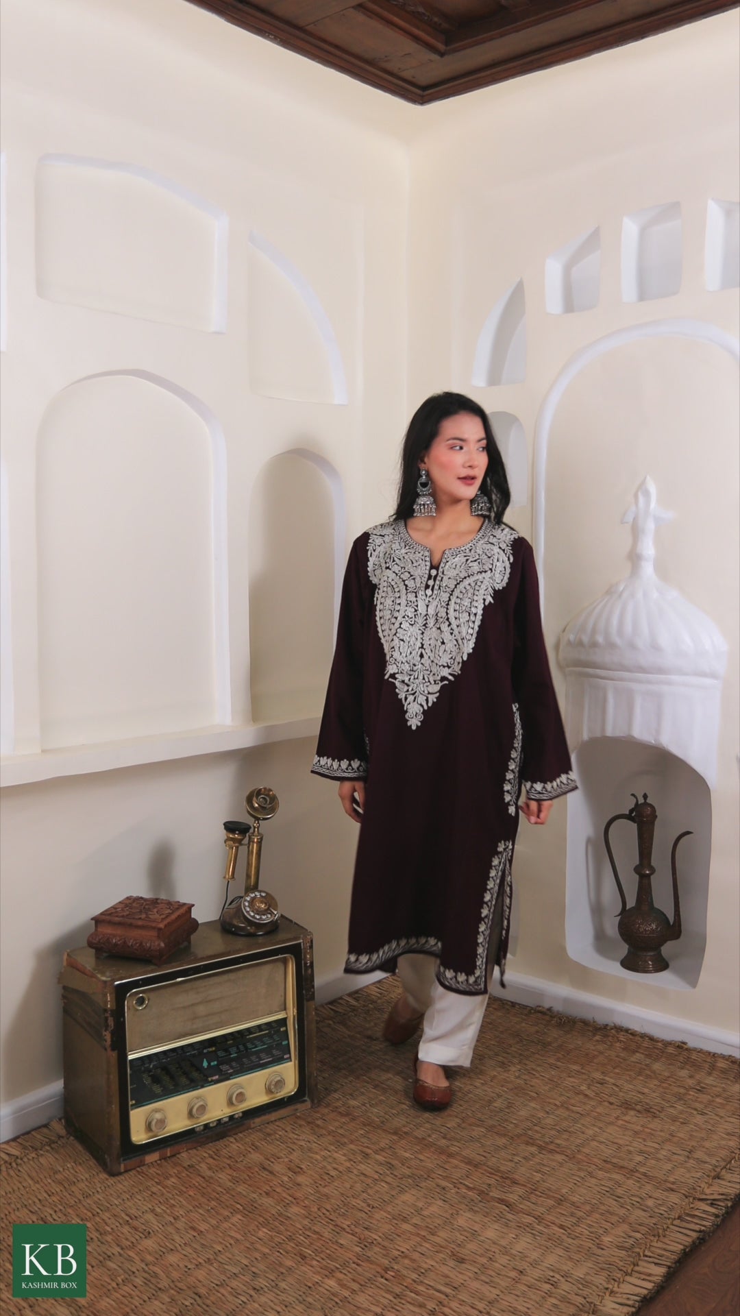 Rang-e-Khizan Burgundy Metallic Zari Phiran