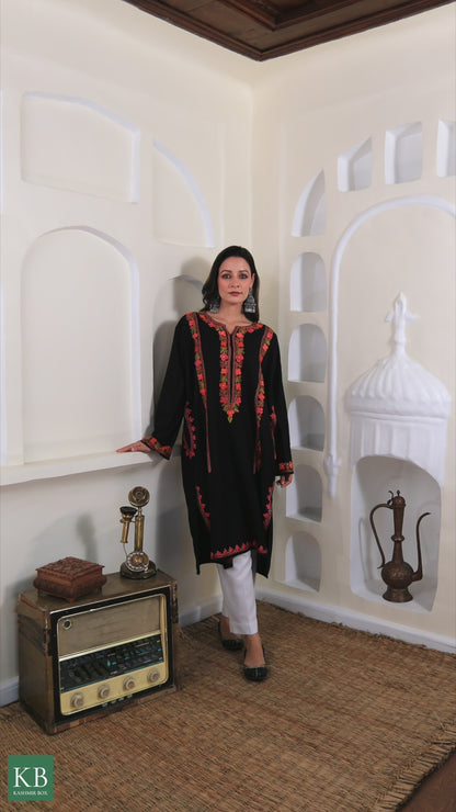 Rang-e-Khizan Classic Black Orchid Aari Phiran