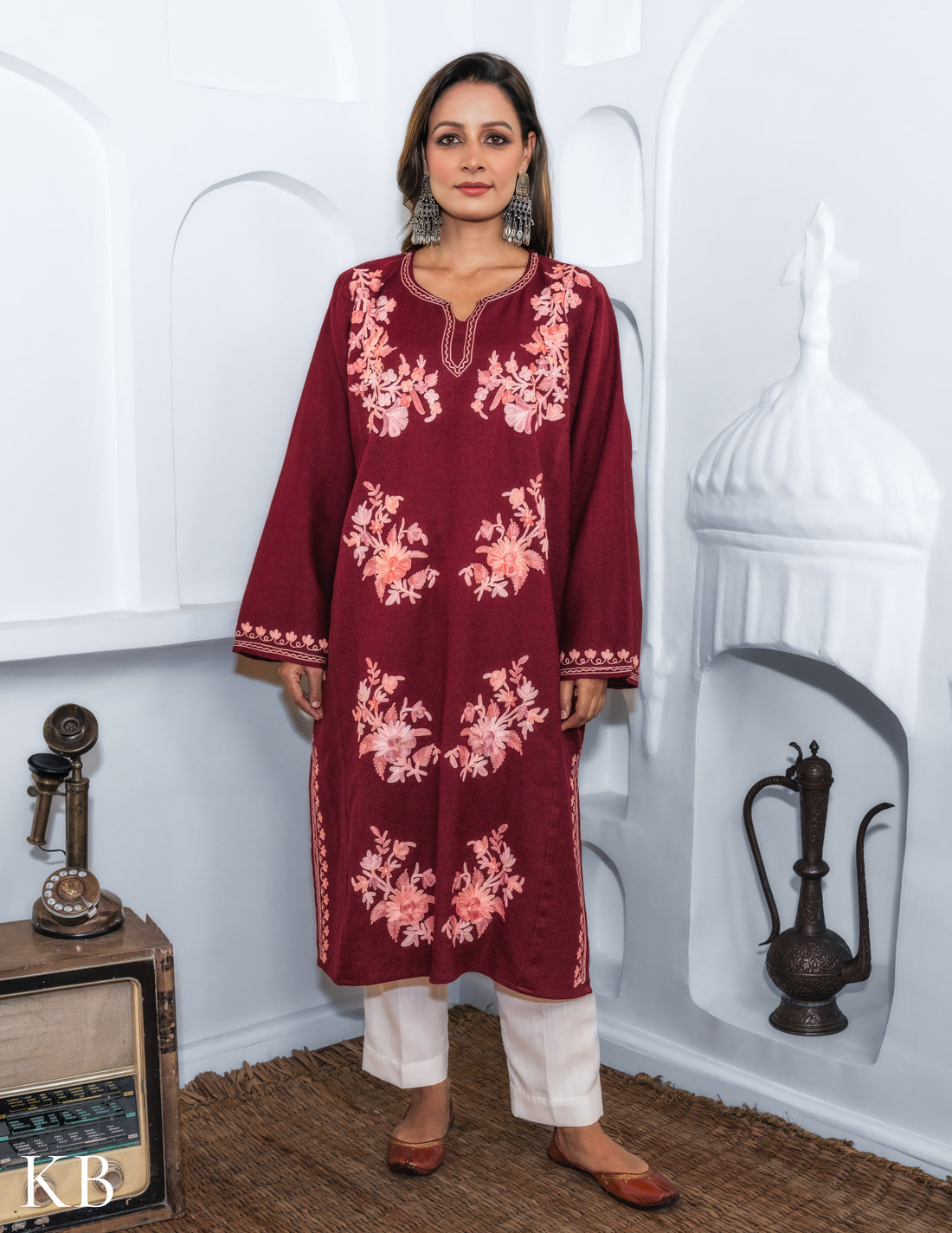 Rang-e-Khizan Pure Wool Maroon Bouquet Aari Phiran