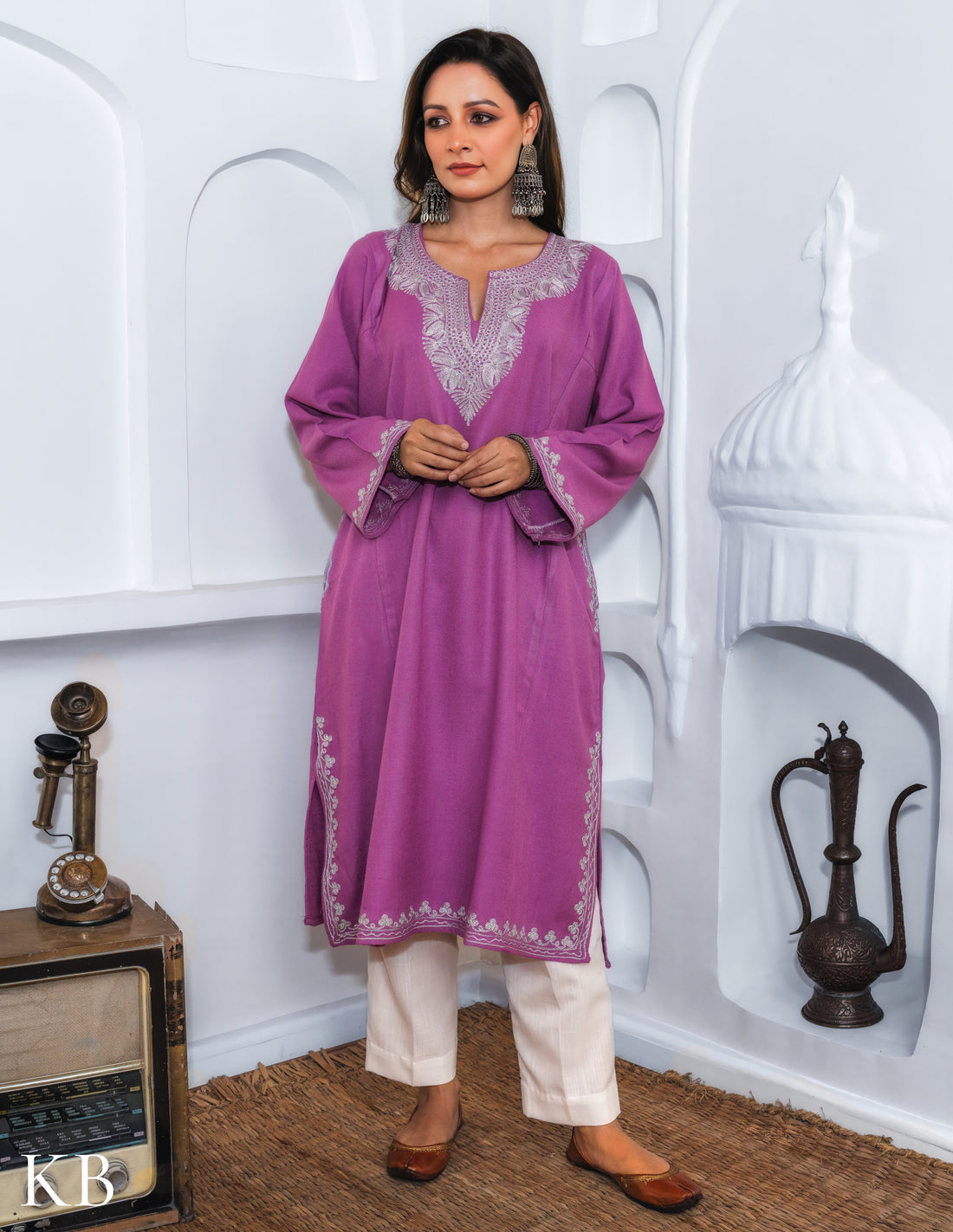 Rang-e-Khizan Orchid Paisley Zari Phiran