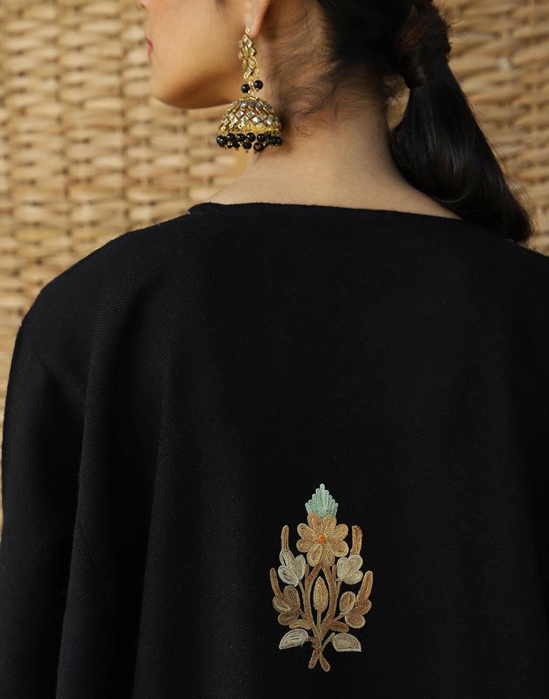 Black Aari Embroidered Woolen Phiran - KashmirBox.com