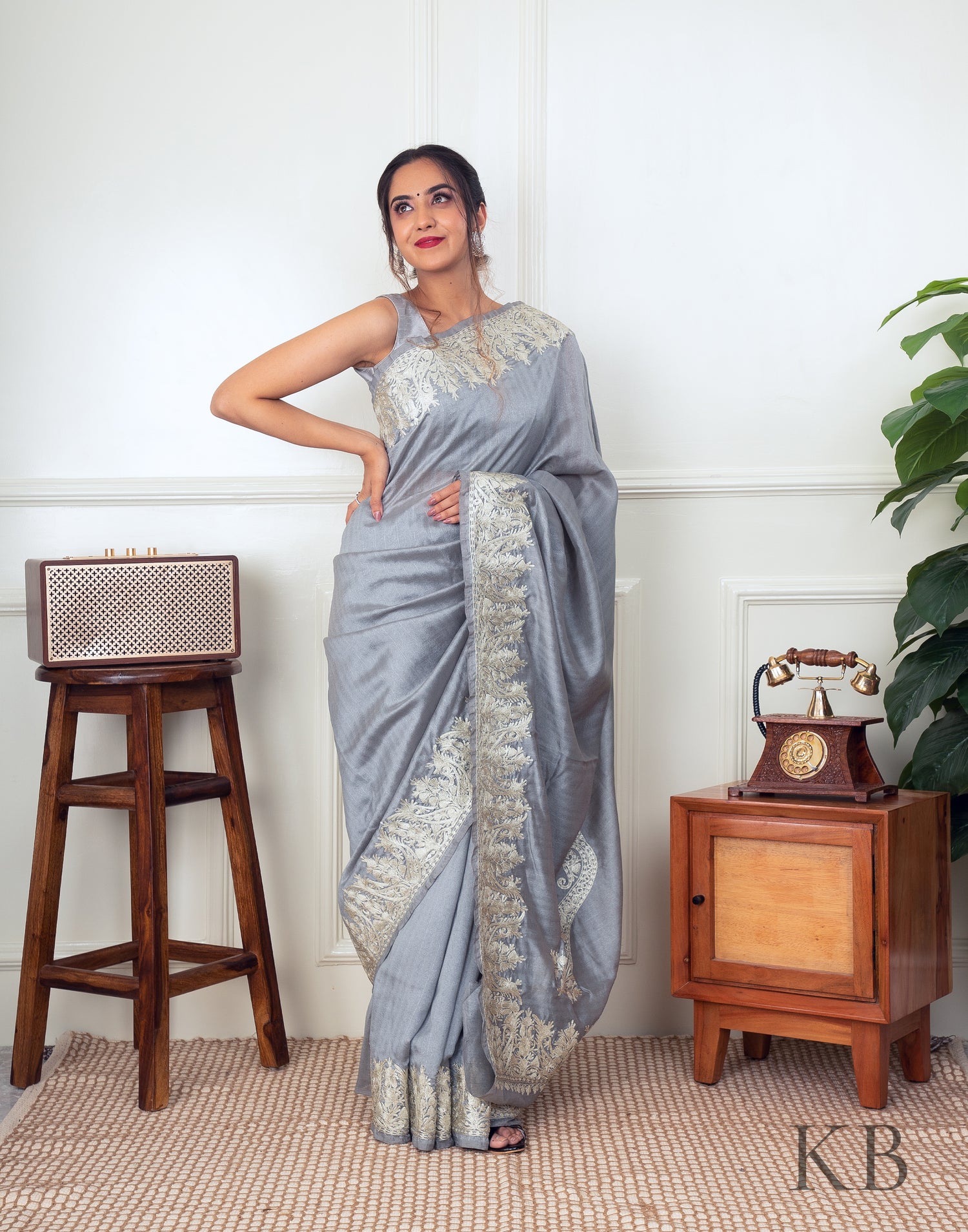 White Zari Border Silver Silk Saree - Kashmir Box