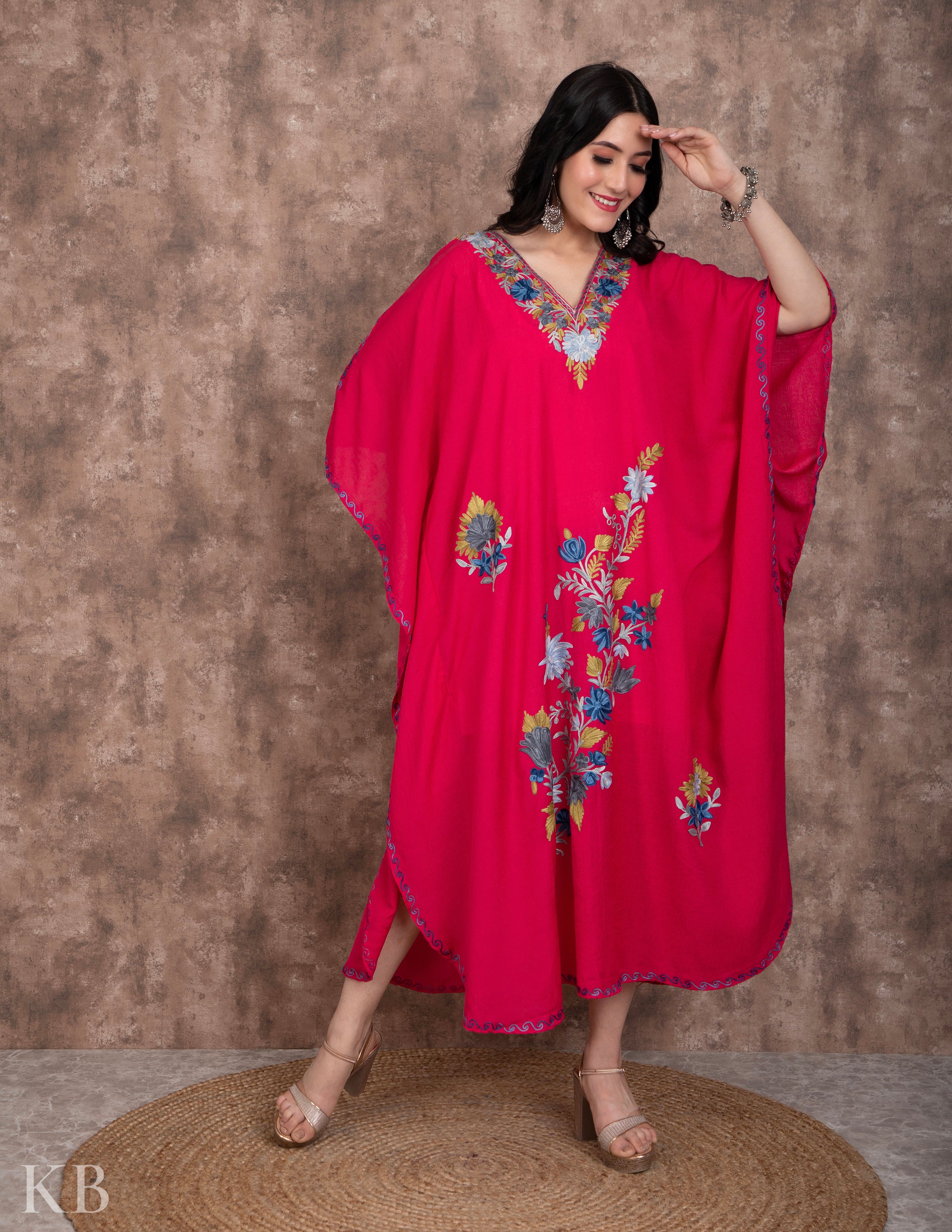 Neel Posh Pink Embroidered Kaftan