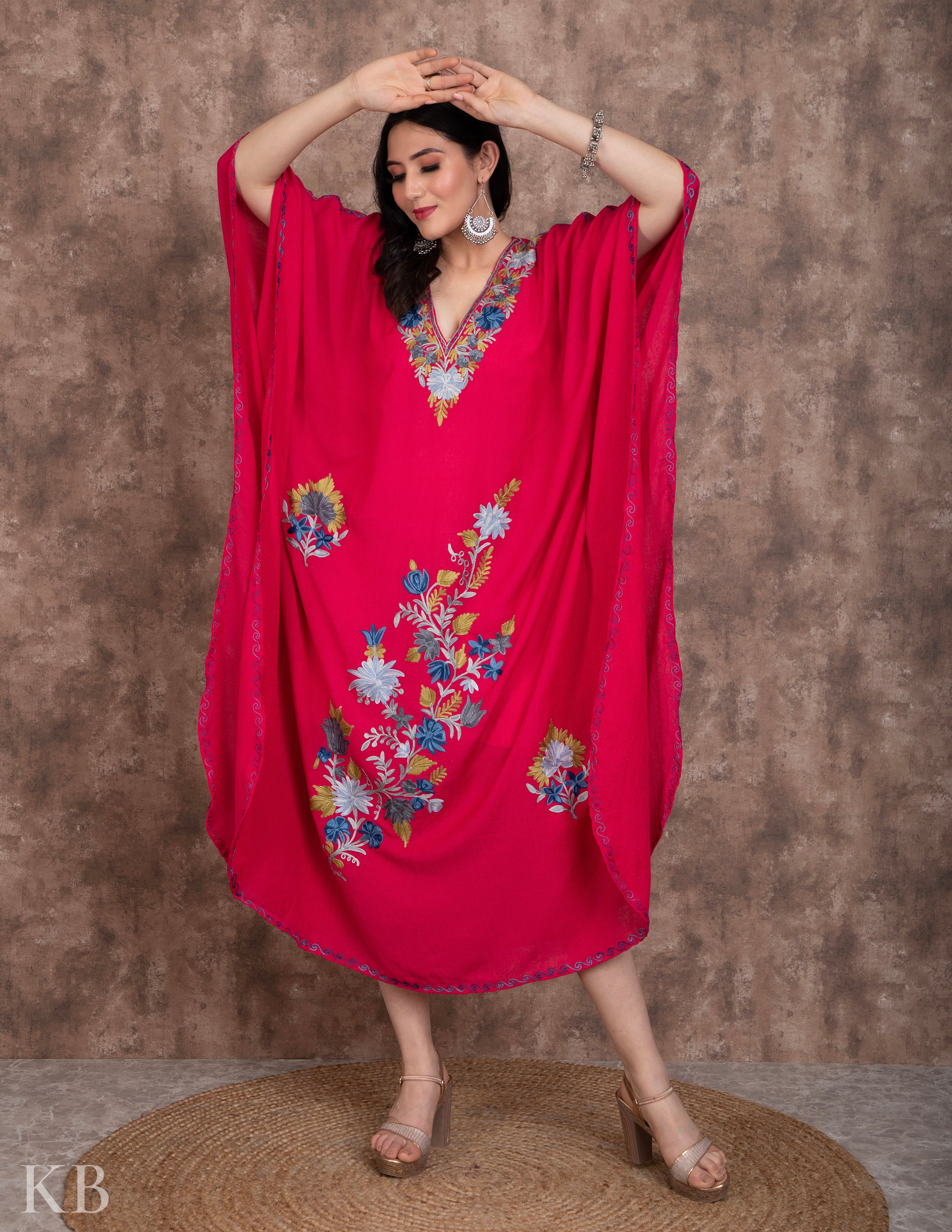 Neel Posh Pink Embroidered Kaftan