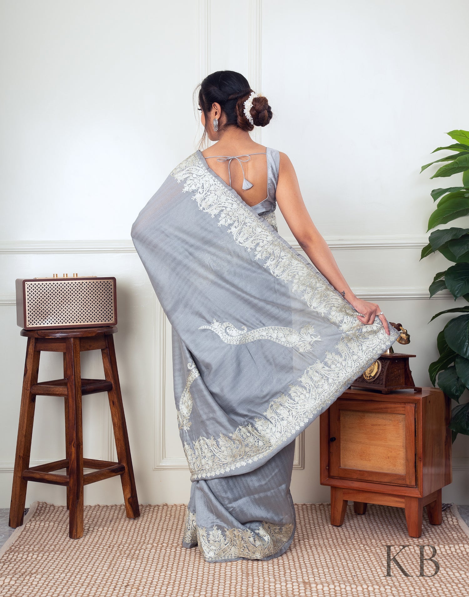 White Zari Border Silver Silk Saree - Kashmir Box